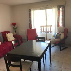 https://studio-102-les-sandia.fr-provencehotel.com